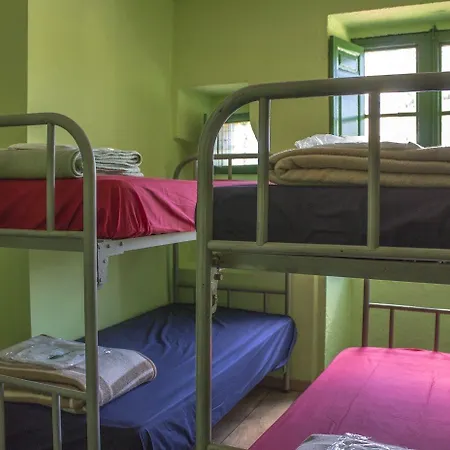 Hostal Roots&boots *